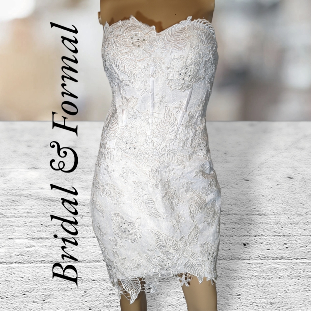 BRIDAL FORMAL PROM Classy with embellishments💎strapless mini sweetheart dress